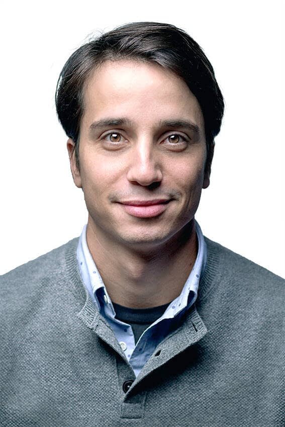 Chofer taxi ejecutivo Daniel Nesmith